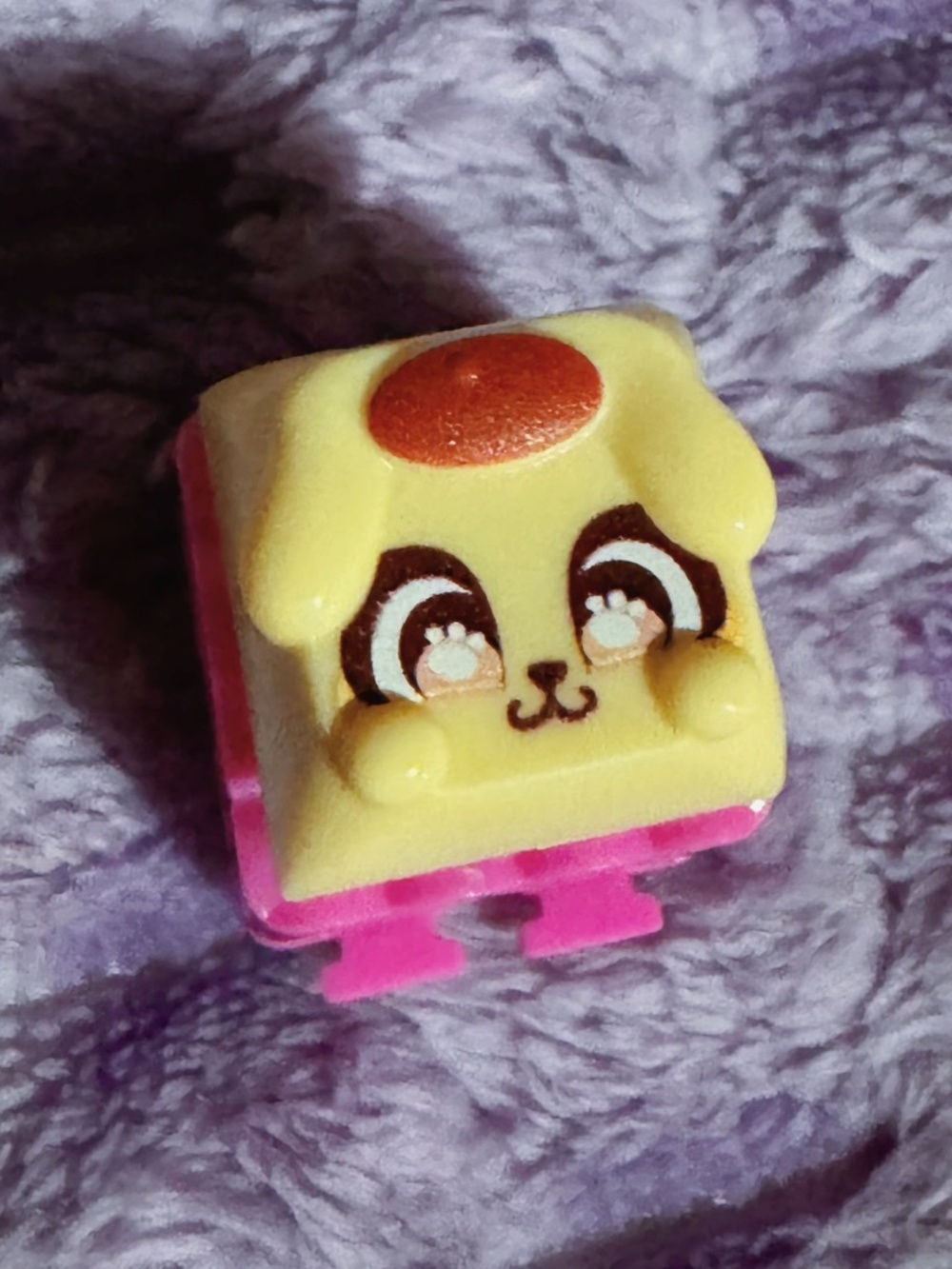 Clickeez Pompompurin Hello Kitty Keycap Blindbox Toy